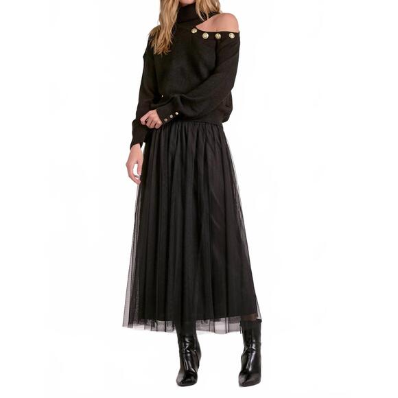 ELAN Dresses & Skirts - NEW ELAN long tiered skirt in black
